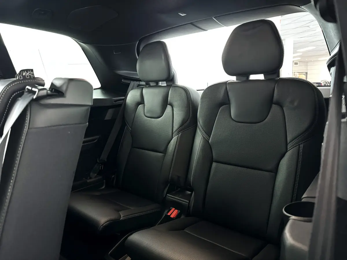 T8 Twin Engine AWD Inscription | SOH 84% | Panoramadak | 360° camera | Bowers & Wilkins | Head-up display Stoelventilatie | Stoel- en stuurverwarming | Luchtvering | Trekhaak