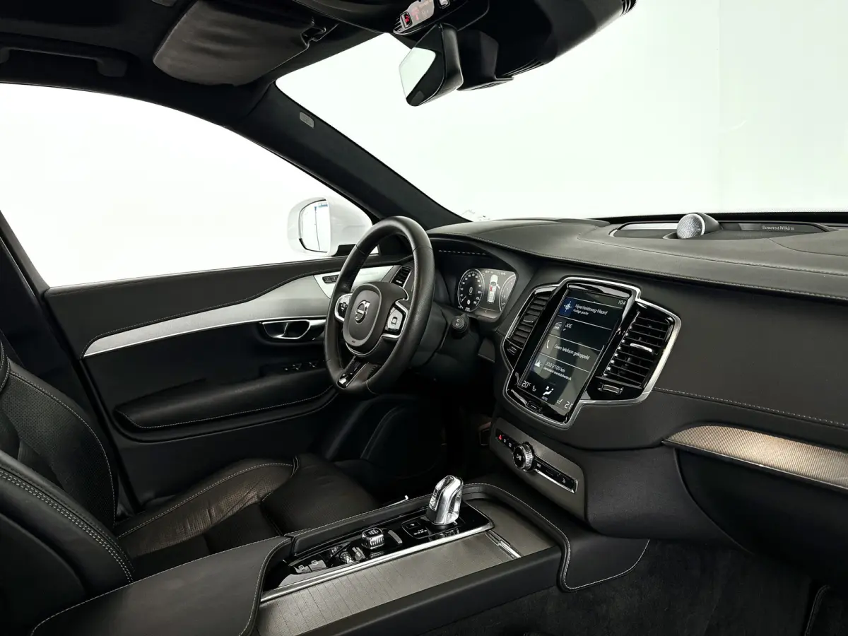T8 Twin Engine AWD Inscription | SOH 84% | Panoramadak | 360° camera | Bowers & Wilkins | Head-up display Stoelventilatie | Stoel- en stuurverwarming | Luchtvering | Trekhaak