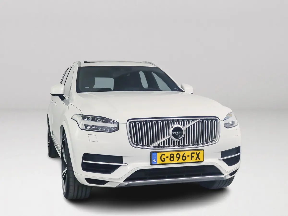 T8 Twin Engine AWD Inscription | SOH 84% | Panoramadak | 360° camera | Bowers & Wilkins | Head-up display Stoelventilatie | Stoel- en stuurverwarming | Luchtvering | Trekhaak