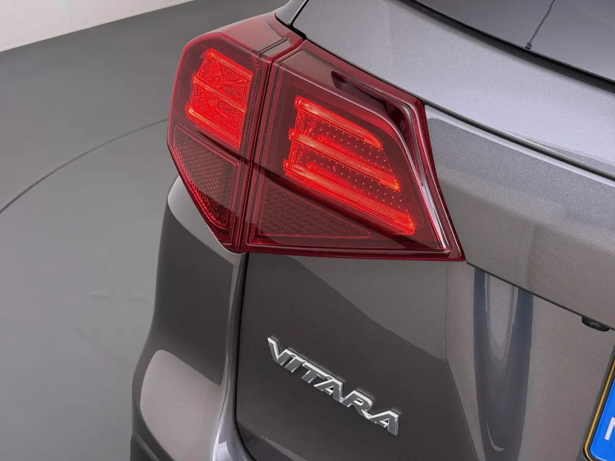 1.5 Hybrid Select VAN:29.900,- VOOR:26.440,- UW HERFSTVOORDEEL:3.460,- 1E EIGENAAR | ORIGINEEL NEDERLANDSE AUTO | 10 JAAR FABRIEKSGARANTIE T/M 07-2035 | ADAPTIVE CRUISE CONTROL | STOELVERWAR