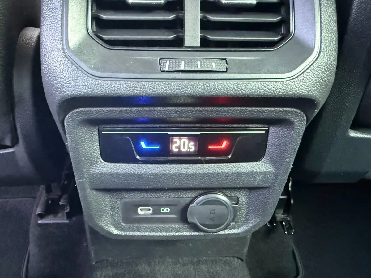 1.5 TSI 150pk DSG Life * 50.000KM! * AUTOMAAT* Parkeersensoren * Adaptieve Cruise Control *