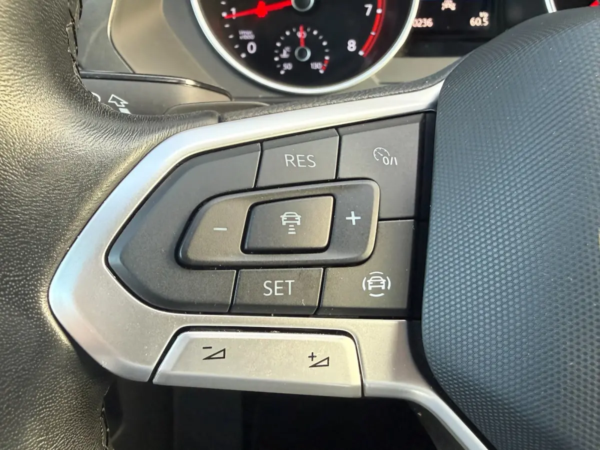 1.5 TSI 150pk DSG Life * 50.000KM! * AUTOMAAT* Parkeersensoren * Adaptieve Cruise Control *