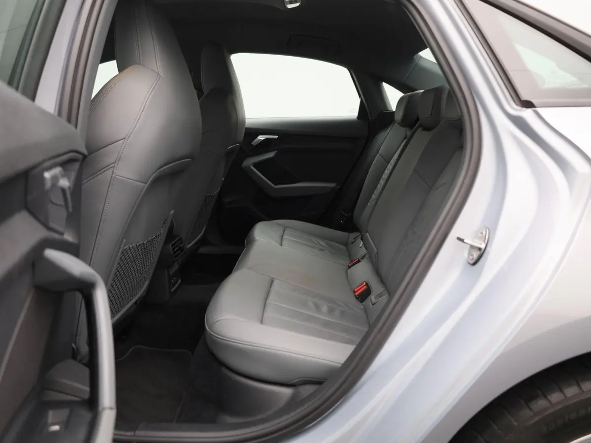 30 TFSI Advanced edition | Automaat | Apple Carplay / Android Auto | Camera | Stoelverwarming | Leder | Matrix | Parkeer sensoren | Navigatie | Dodehoek Detectie | Vitrual Cockpit | Climate 