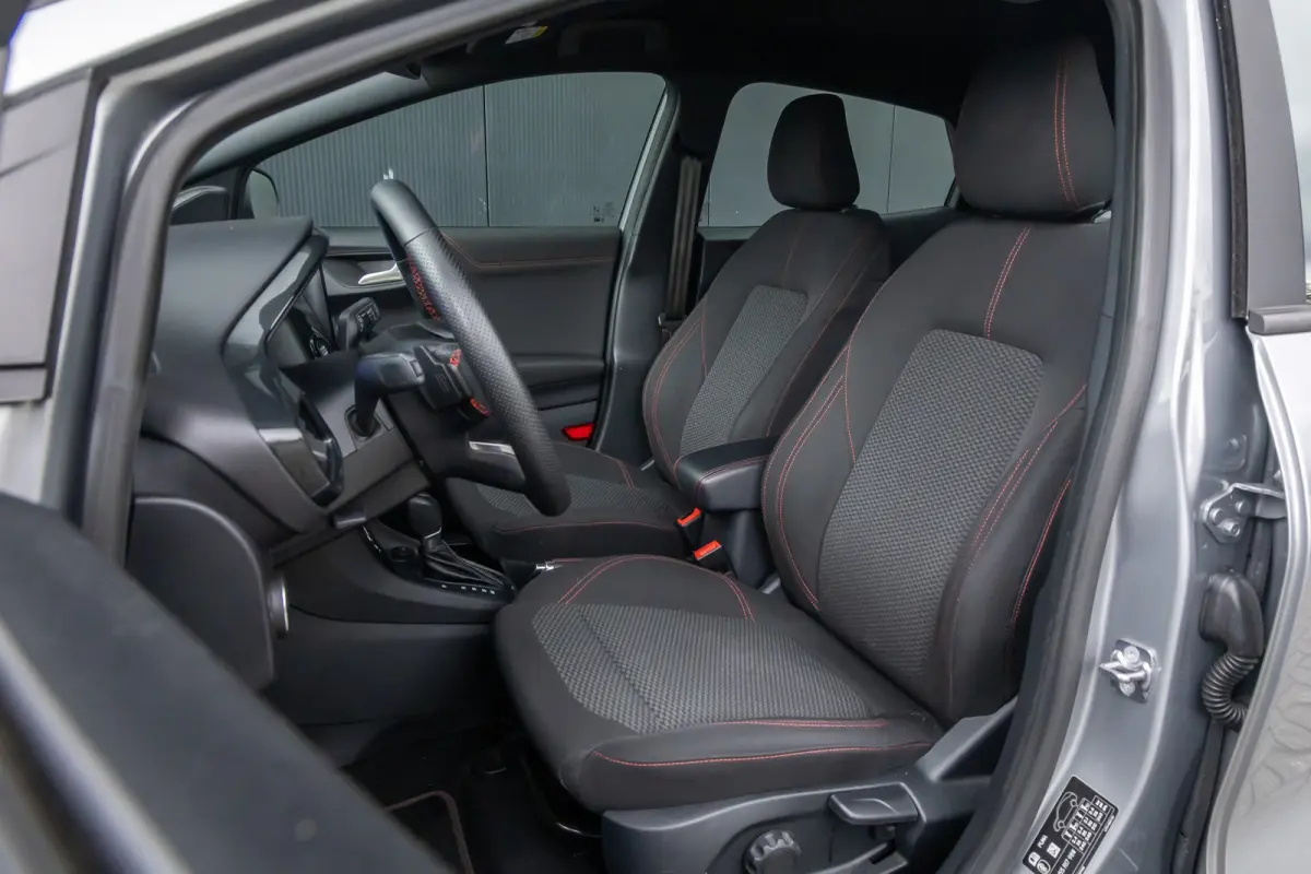 1.0 EcoBoost ST-Line | Automaat | Winter-pack | Parkeercamera | DAB | LED-verlichting | Apple carplay / andriod auto