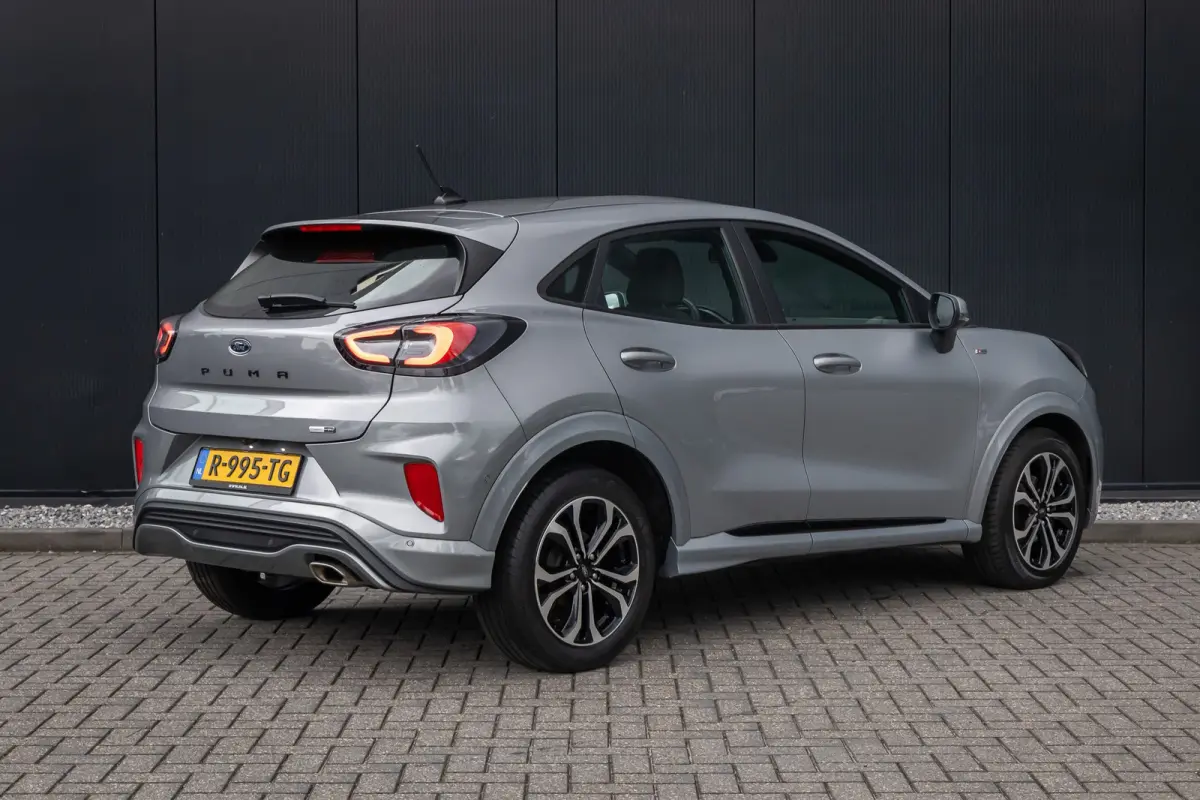 1.0 EcoBoost ST-Line | Automaat | Winter-pack | Parkeercamera | DAB | LED-verlichting | Apple carplay / andriod auto