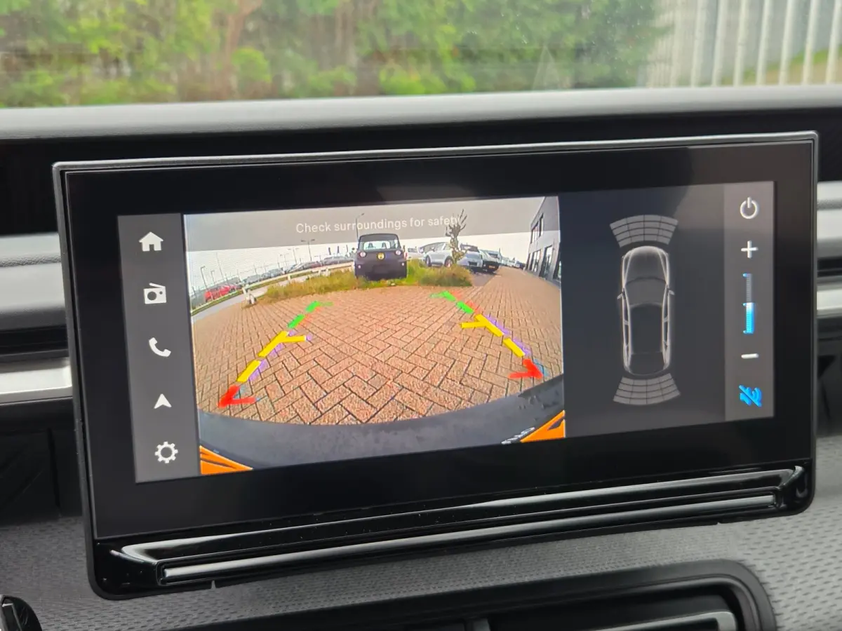 Max 1.2 Hybrid 110-PK | Cruise Control | Camera | Navigatie | Climate Control | Carplay | LMV | 3D LED | Comfortstoelen |