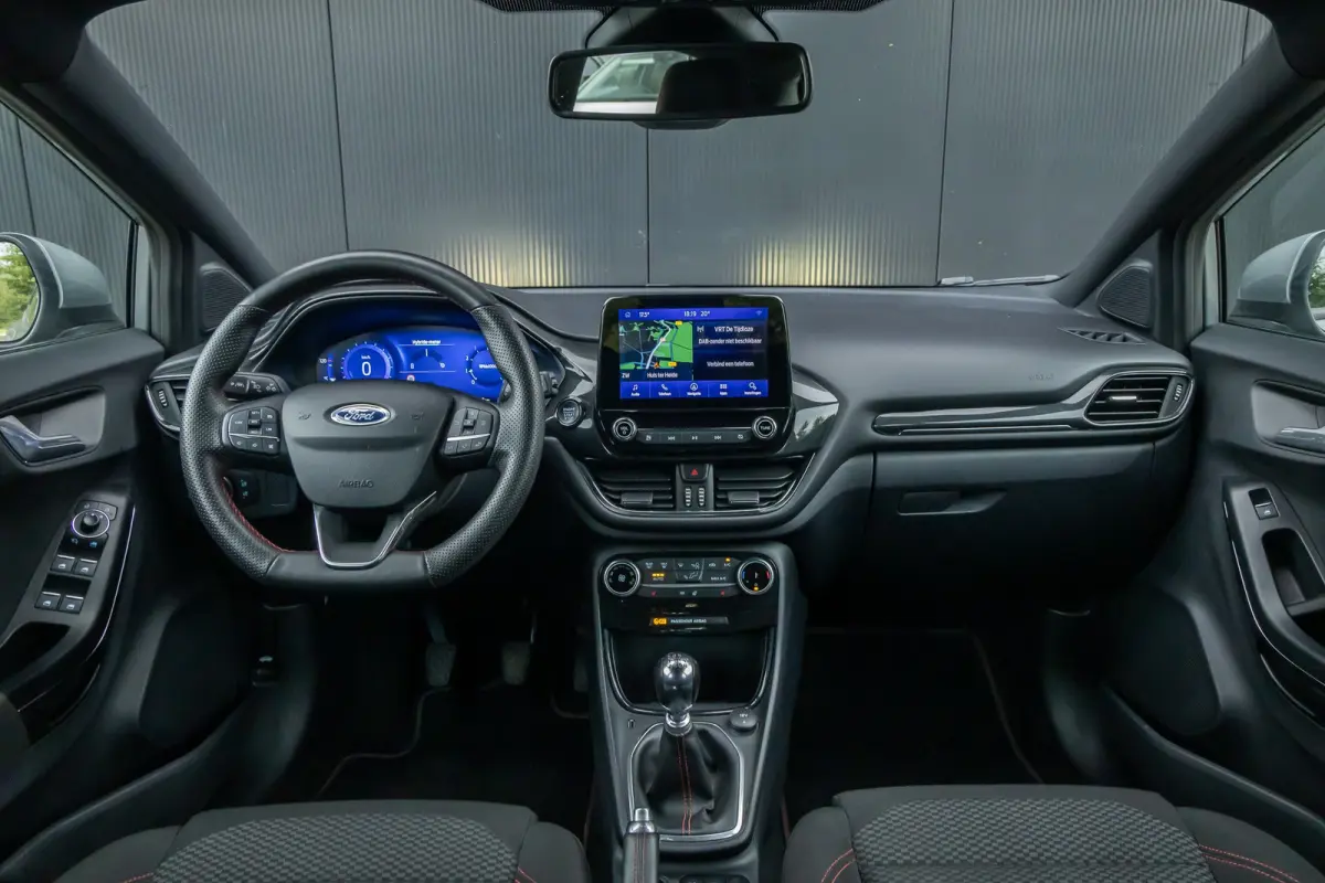 1.0 EcoBoost ST-Line | LED verlichting | Winter-pack | Apple carplay / andriod auto