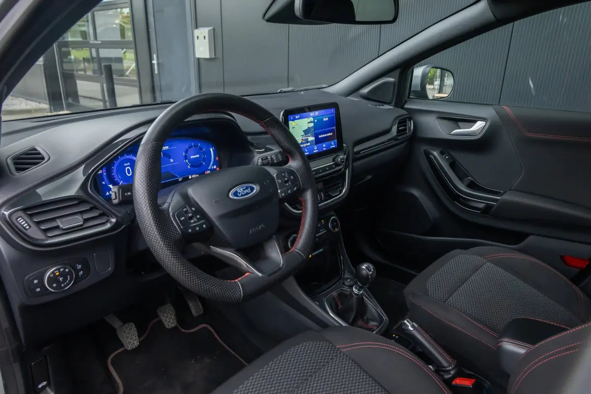 1.0 EcoBoost ST-Line | LED verlichting | Winter-pack | Apple carplay / andriod auto