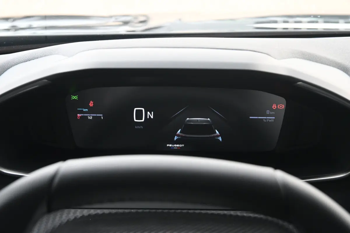 Allure tot 8 Jaar Garantie! | Active Safety Brake met camera en radar (automatisch noodremsysteem) met Distance Alert (waarschuwing dreigende aanrijding) | Advanced Active Safety Brake met c