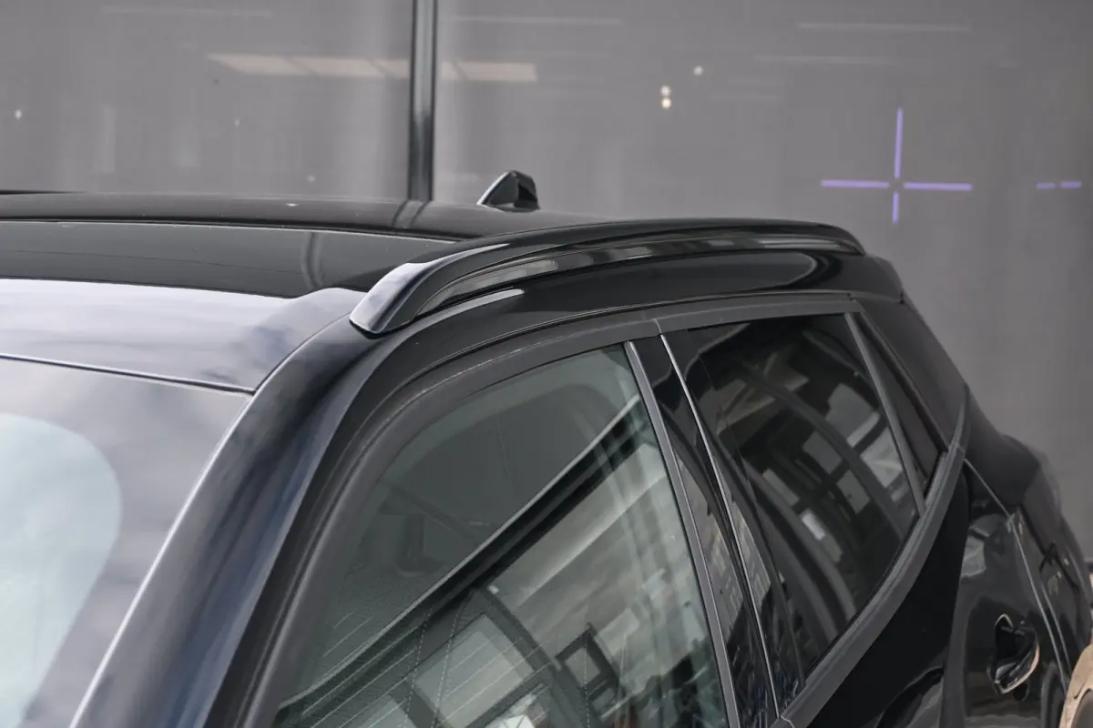 Allure tot 8 Jaar Garantie! | Active Safety Brake met camera en radar (automatisch noodremsysteem) met Distance Alert (waarschuwing dreigende aanrijding) | Advanced Active Safety Brake met c