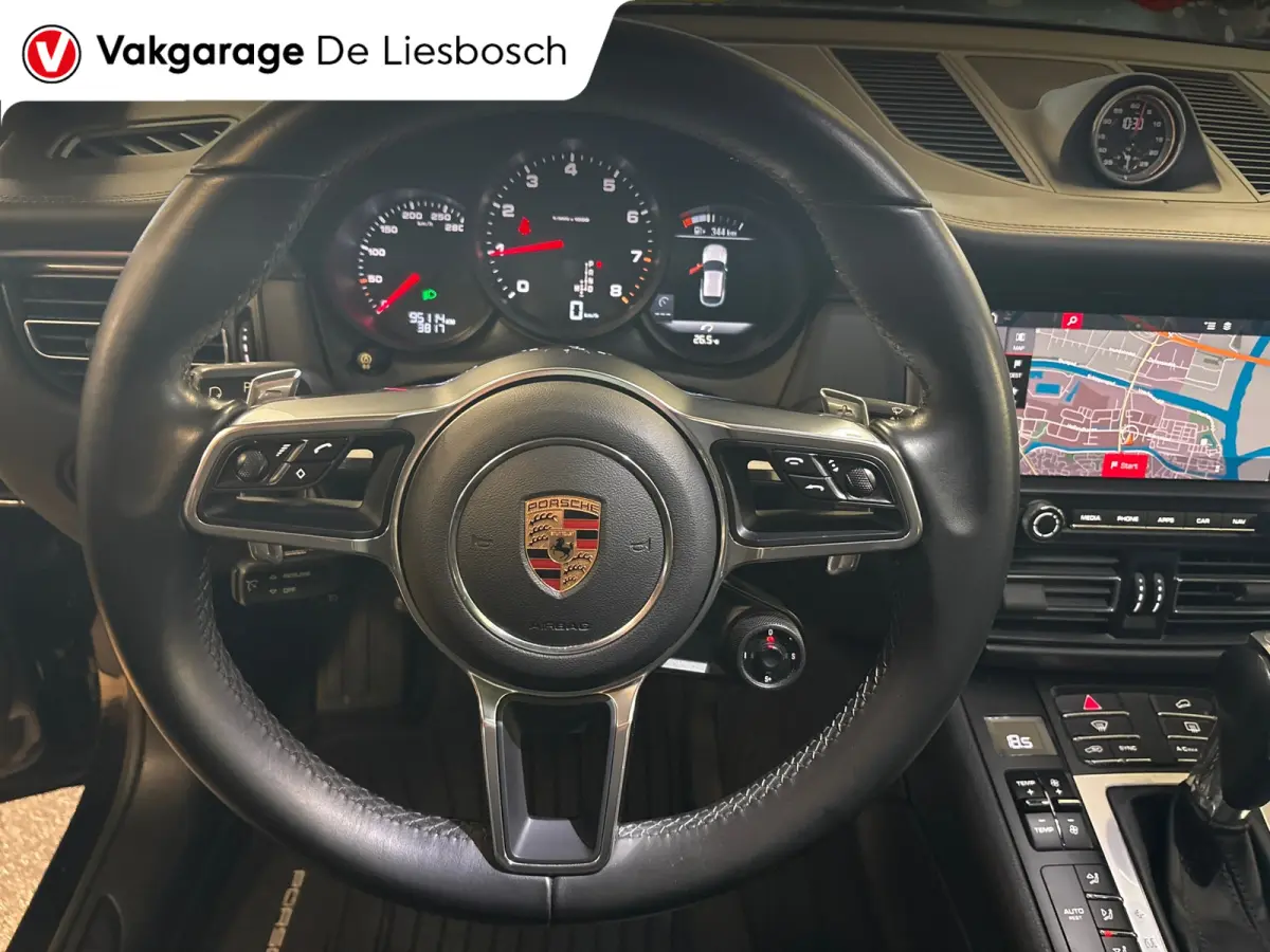2.0/pano/leer/navi/camera/sport chrono/stoelverw/boeken