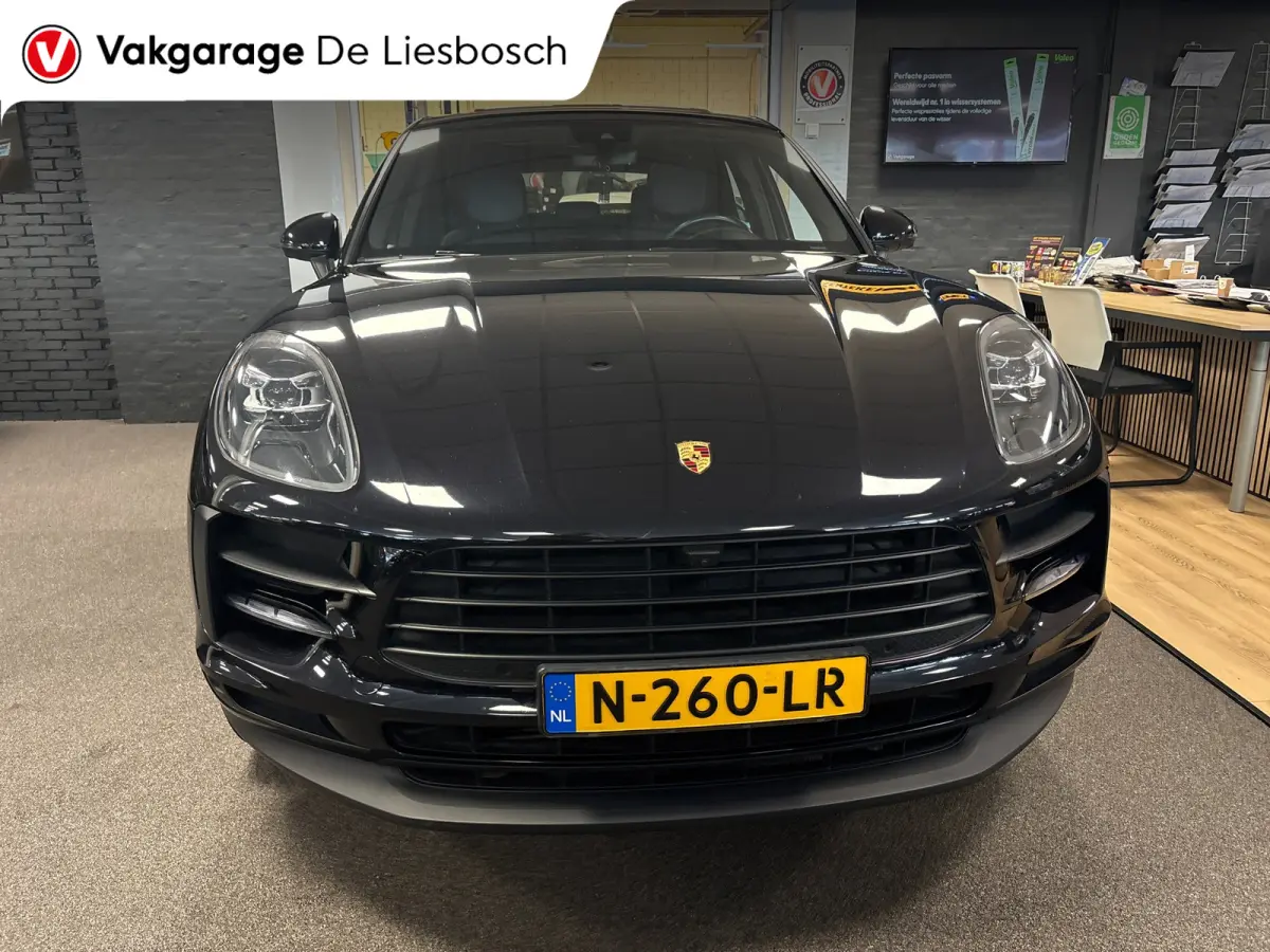 2.0/pano/leer/navi/camera/sport chrono/stoelverw/boeken