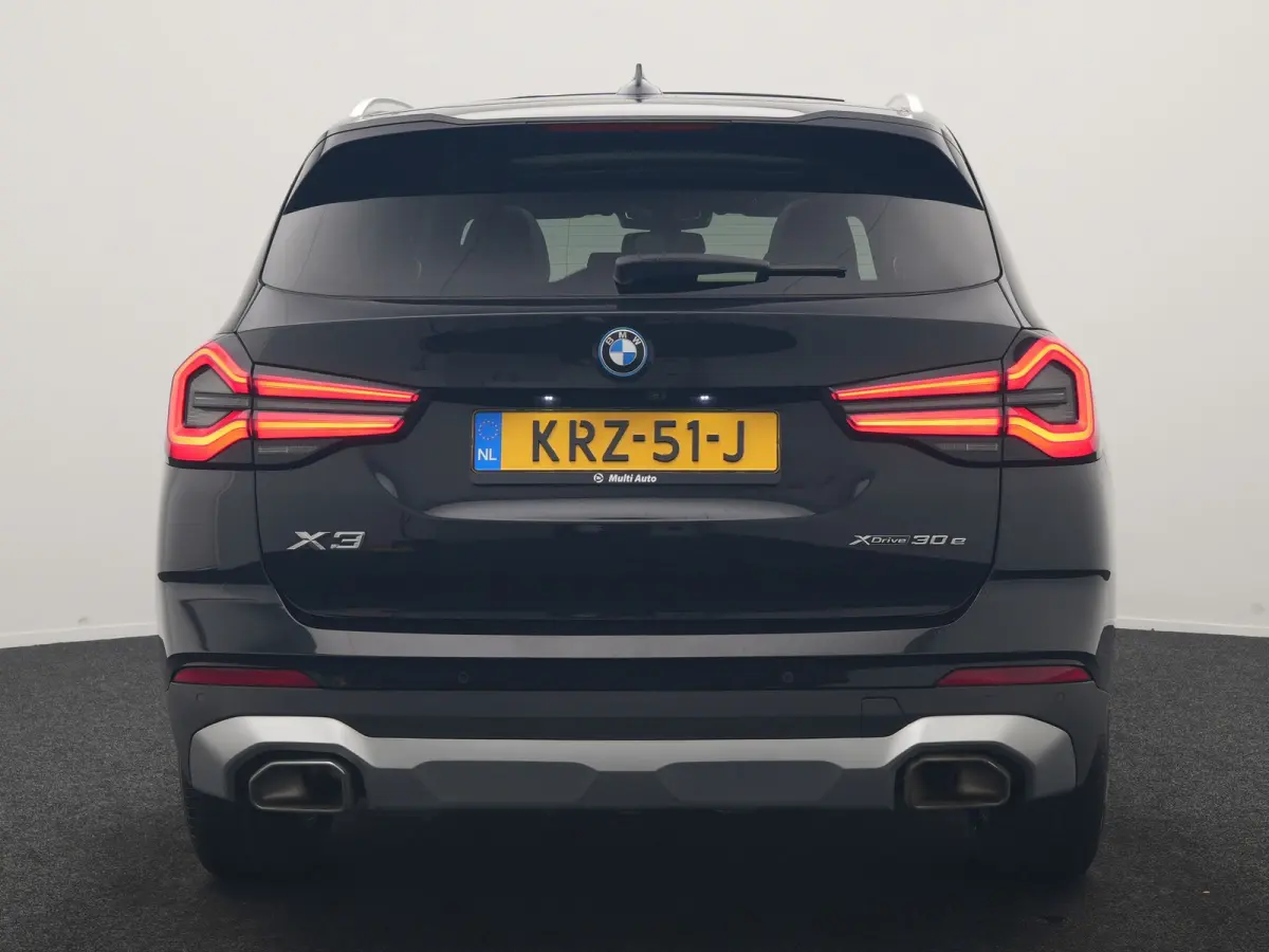 xDrive30e PHEV FACELIFT 293pk Dealer O.H | Trekhaak | Panodak | 360 Camera | Lederen Sportstoelen Verwarmd | Cruise Control | Apple Carplay | Virtual | Navigatie | DAB | 18"L.M | Plug In Hyb
