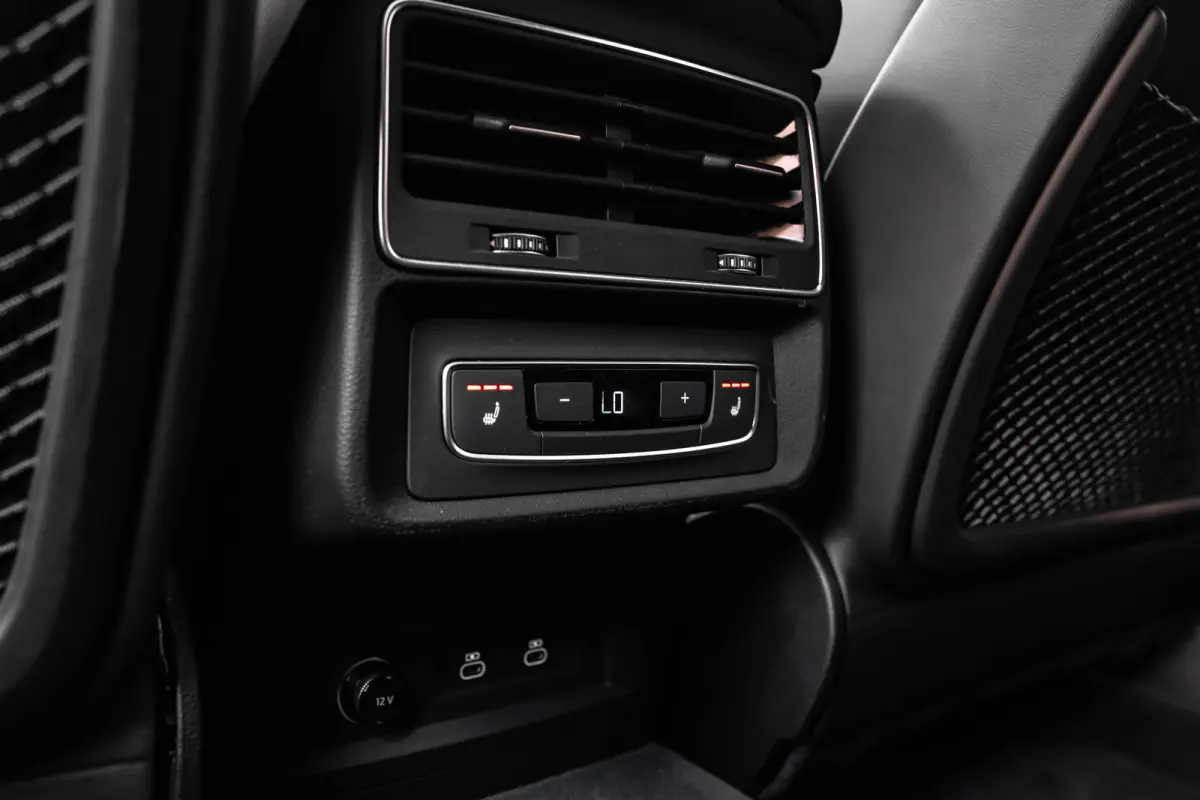 60 TFSI e quattro Pro Line S Competition 490PK | Panoramadak | 23'' Vossen | Laser LED Koplampen | 4-wiel besturing | Stoelventilatie