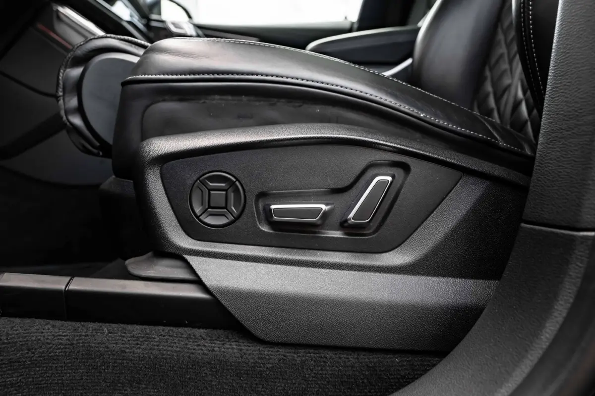 60 TFSI e quattro Pro Line S Competition 490PK | Panoramadak | 23'' Vossen | Laser LED Koplampen | 4-wiel besturing | Stoelventilatie