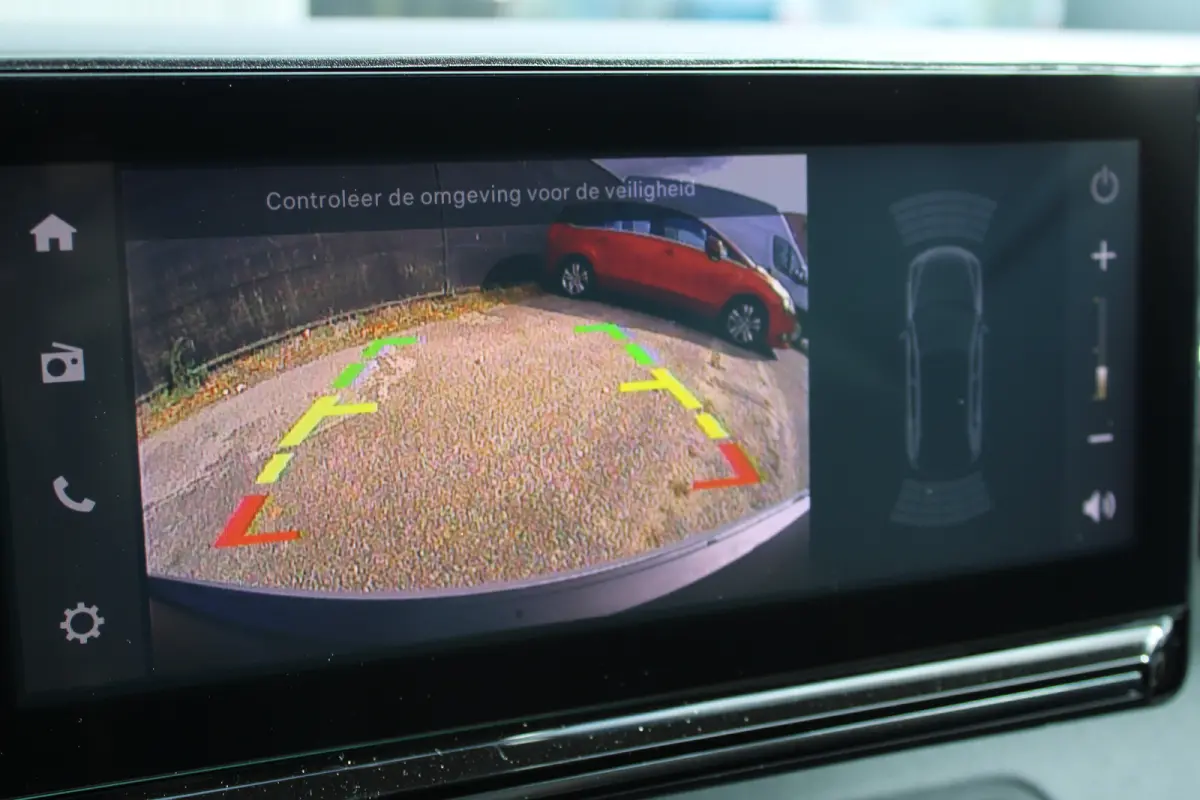Plus 113pk Extended Range 54 kWh Camera | Climate Control | Cruise Control | Apple Carplay/Android Auto