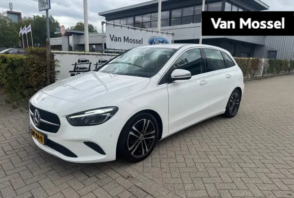 180 Star Edition Luxury Line | Navigatie | Climate Controle | Trekhaak | Stoelverwarming Voor | Achteruitrijcamera | Dodehoekdetectie | Keyless Entry |