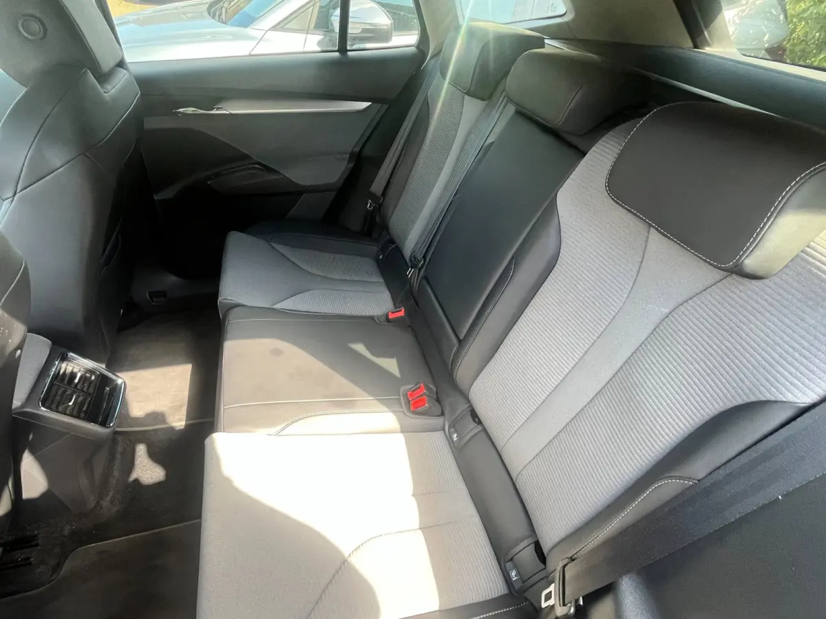 60|1/2 LEDER|NAVI|AIRCO|NL-AUTO|NAP|ELECTRIC|