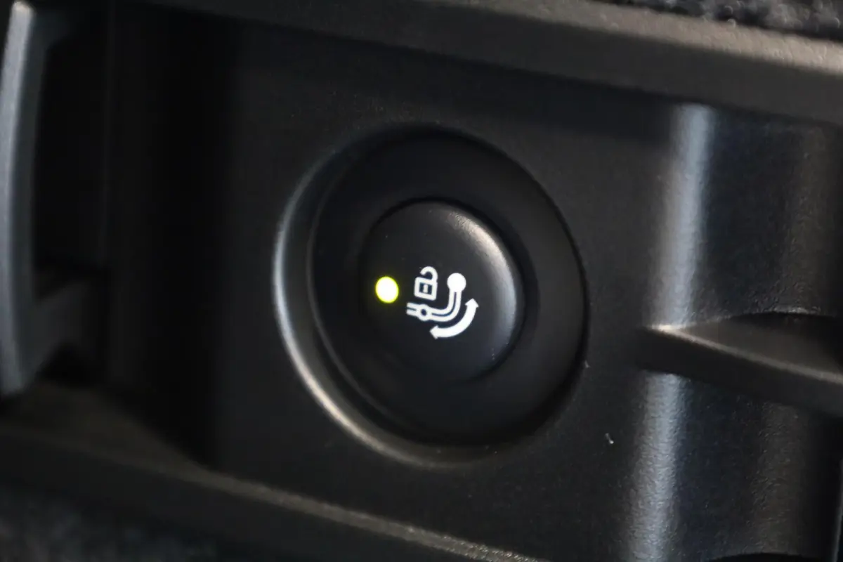 xDrive45 | Elektrische Trekhaak | Stoelventilatie voorin | Driving Assistant (plus) | Head-up Display | Harman Kardon |