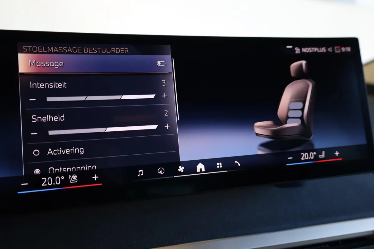 xDrive45 | Elektrische Trekhaak | Stoelventilatie voorin | Driving Assistant (plus) | Head-up Display | Harman Kardon |