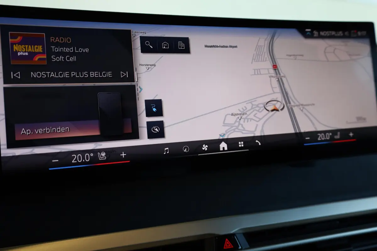 xDrive45 | Elektrische Trekhaak | Stoelventilatie voorin | Driving Assistant (plus) | Head-up Display | Harman Kardon |