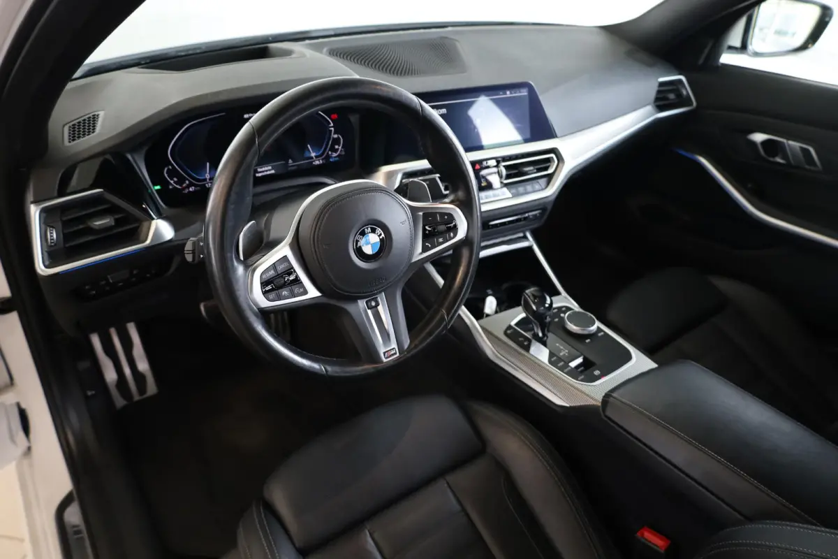 330e | M Sportpakket | Adaptieve Cruise Control | Head-Up | Comfort Access