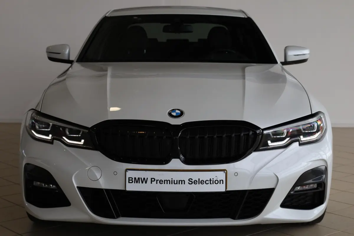 330e | M Sportpakket | Adaptieve Cruise Control | Head-Up | Comfort Access