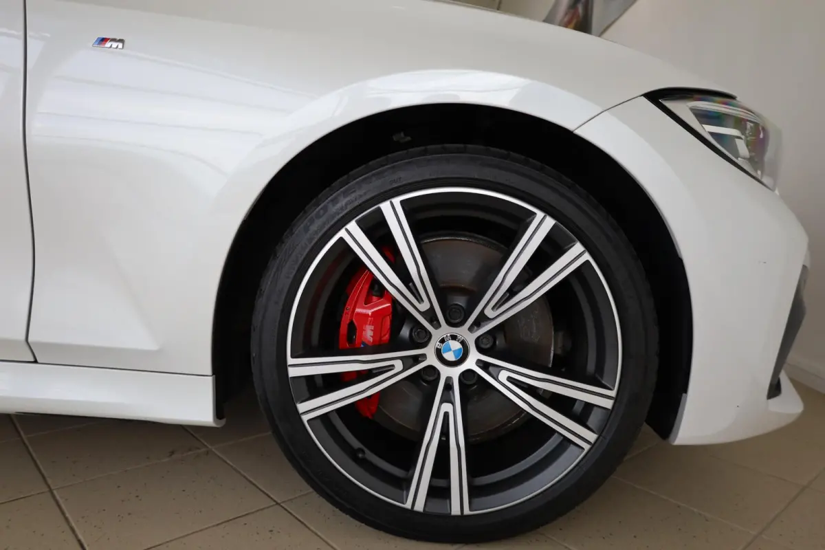 330e | M Sportpakket | Adaptieve Cruise Control | Head-Up | Comfort Access