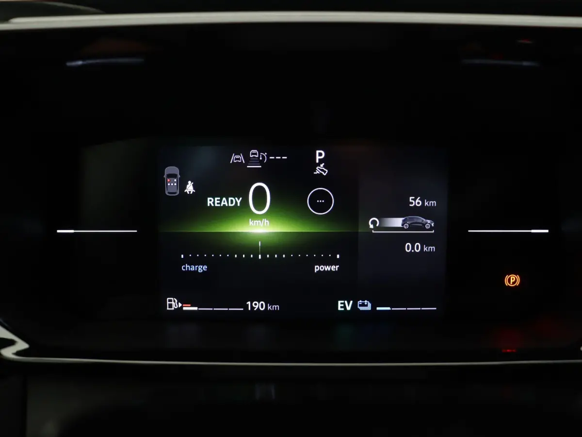 Hybrid 160pk evolution | Vijf jaar garantie | All season banden | Adaptieve cruise control | Apple carplay / Android auto |