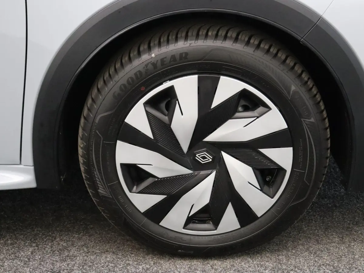 Hybrid 160pk evolution | Vijf jaar garantie | All season banden | Adaptieve cruise control | Apple carplay / Android auto |