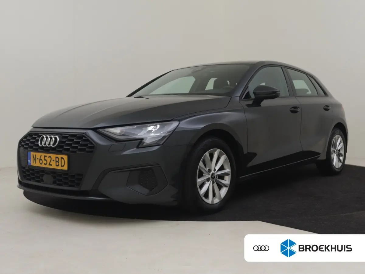 30 TFSI Business edition 110Pk DSG/AUTO | Navigatie | App Connect | Keyless entry/start | Stoelverwarming | Parkeersensoren voor/achter | DAB | LED | 16"LMV