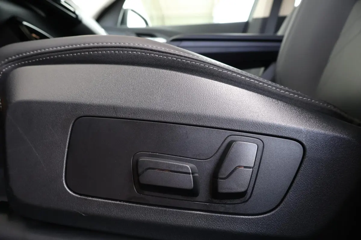 xDrive25e | SoH 98% | Achteruitrijcamera | Leder | Elektr. Stoelen | PDC |