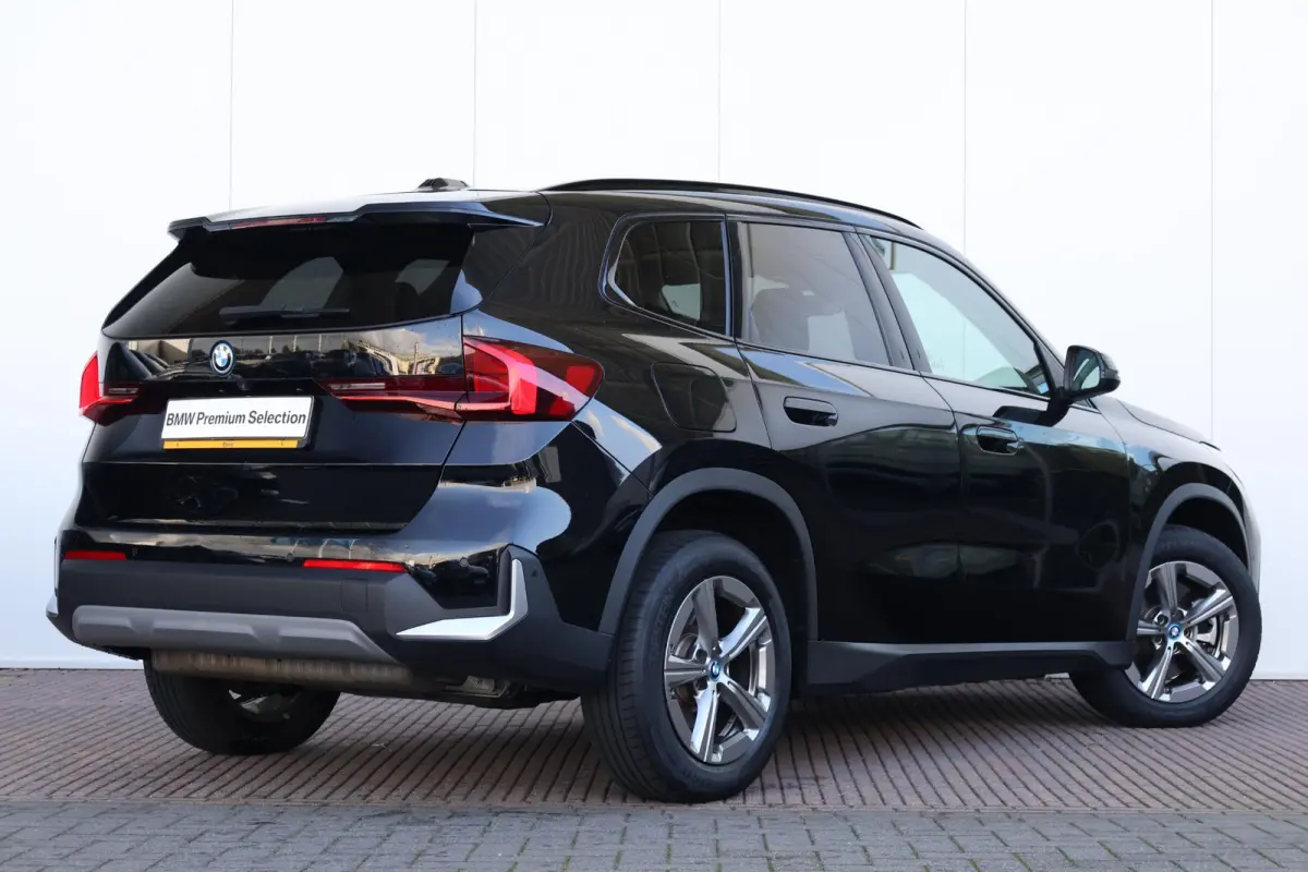 xDrive25e | SoH 98% | Achteruitrijcamera | Leder | Elektr. Stoelen | PDC |