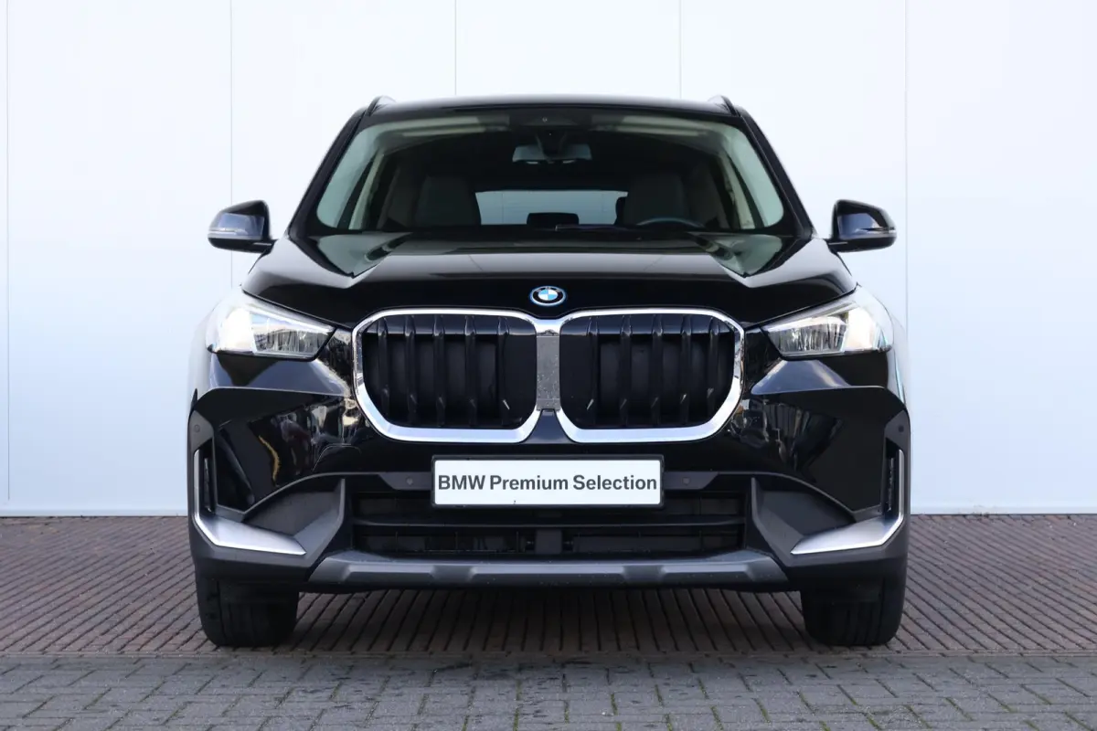 xDrive25e | SoH 98% | Achteruitrijcamera | Leder | Elektr. Stoelen | PDC |