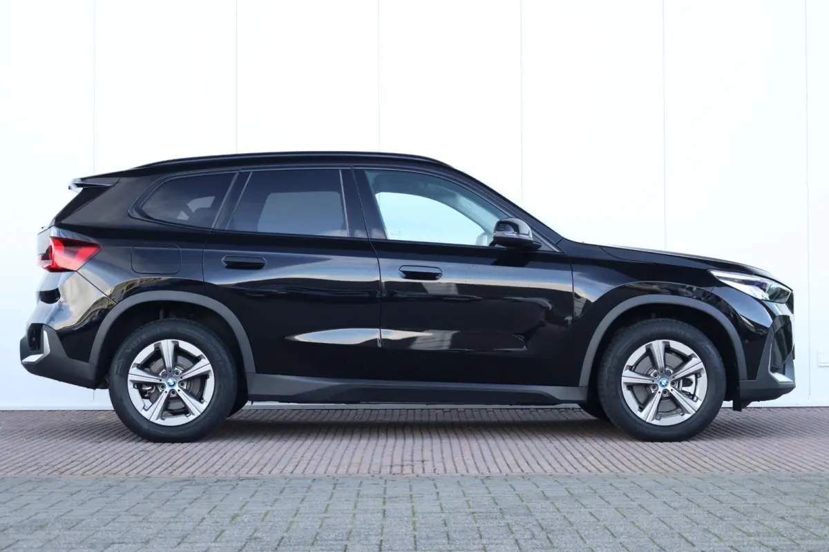 xDrive25e | SoH 98% | Achteruitrijcamera | Leder | Elektr. Stoelen | PDC |