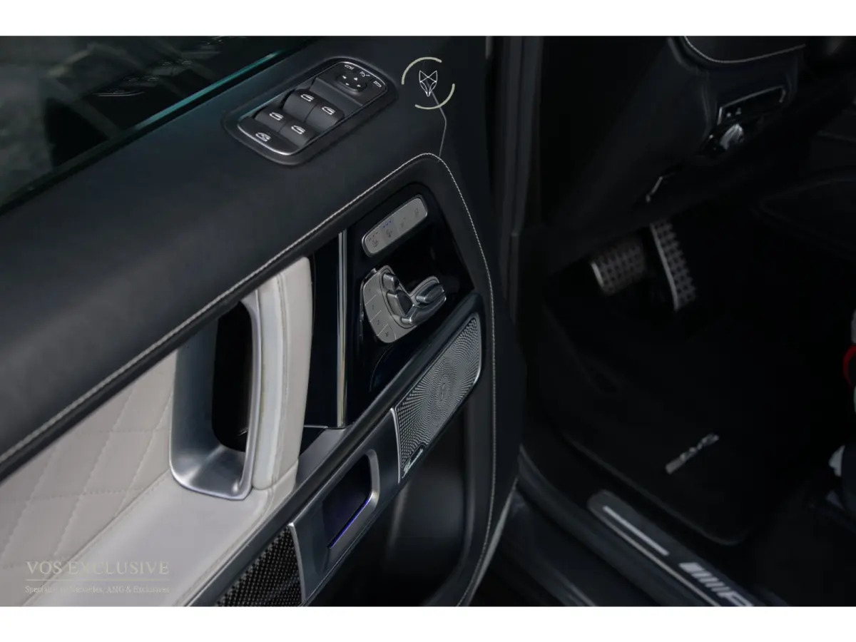 63 Manufaktur Full Carbon|Massage|Nappa|Burmester 3D|ACC|360°|Night|Entertainment|22"
