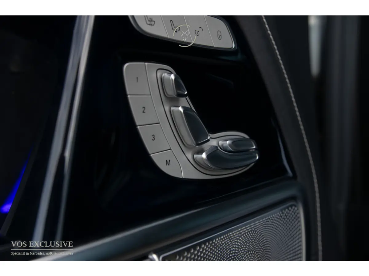 63 Manufaktur Full Carbon|Massage|Nappa|Burmester 3D|ACC|360°|Night|Entertainment|22"