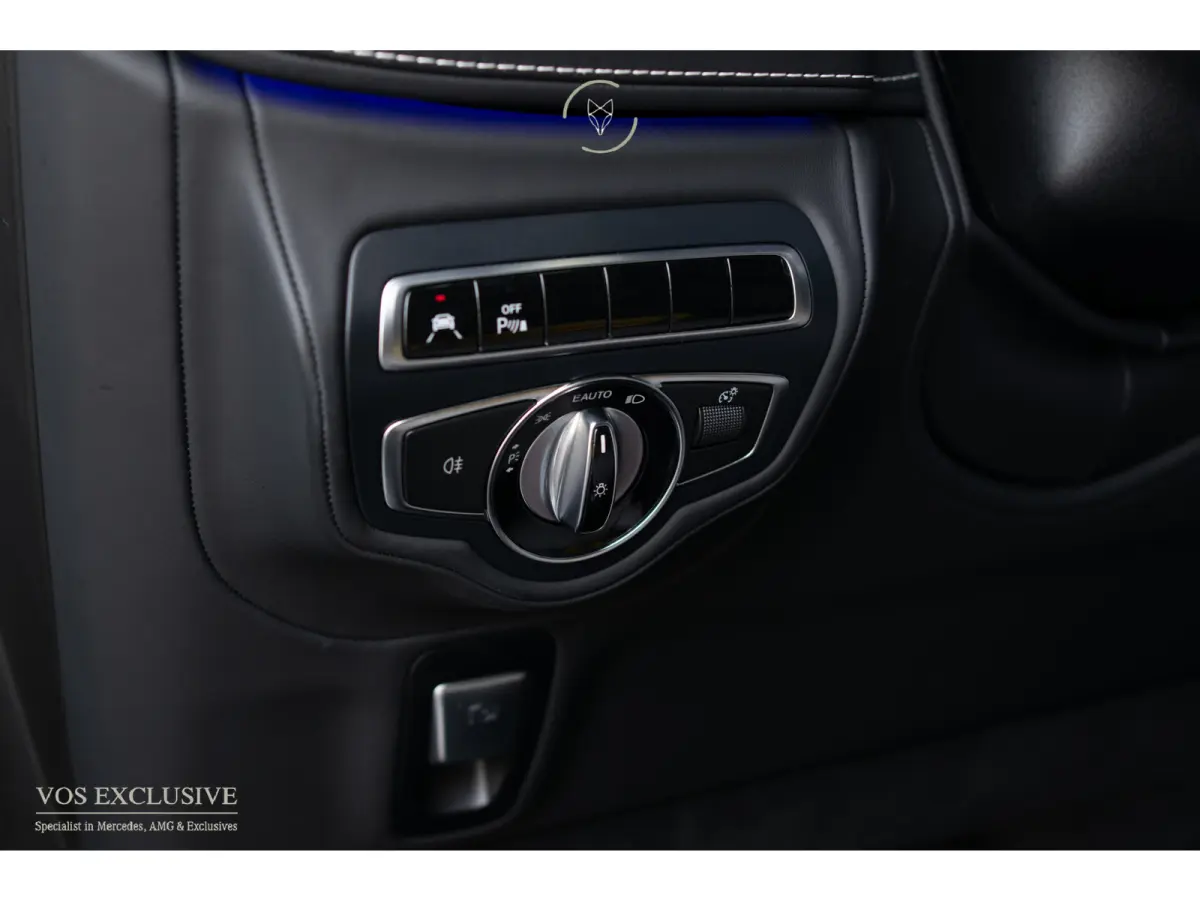 63 Manufaktur Full Carbon|Massage|Nappa|Burmester 3D|ACC|360°|Night|Entertainment|22"