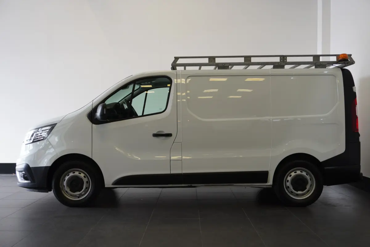 2.0 dCi 130PK EURO 6 - Airco - Navi - Cruise - €16.900,- Excl.
