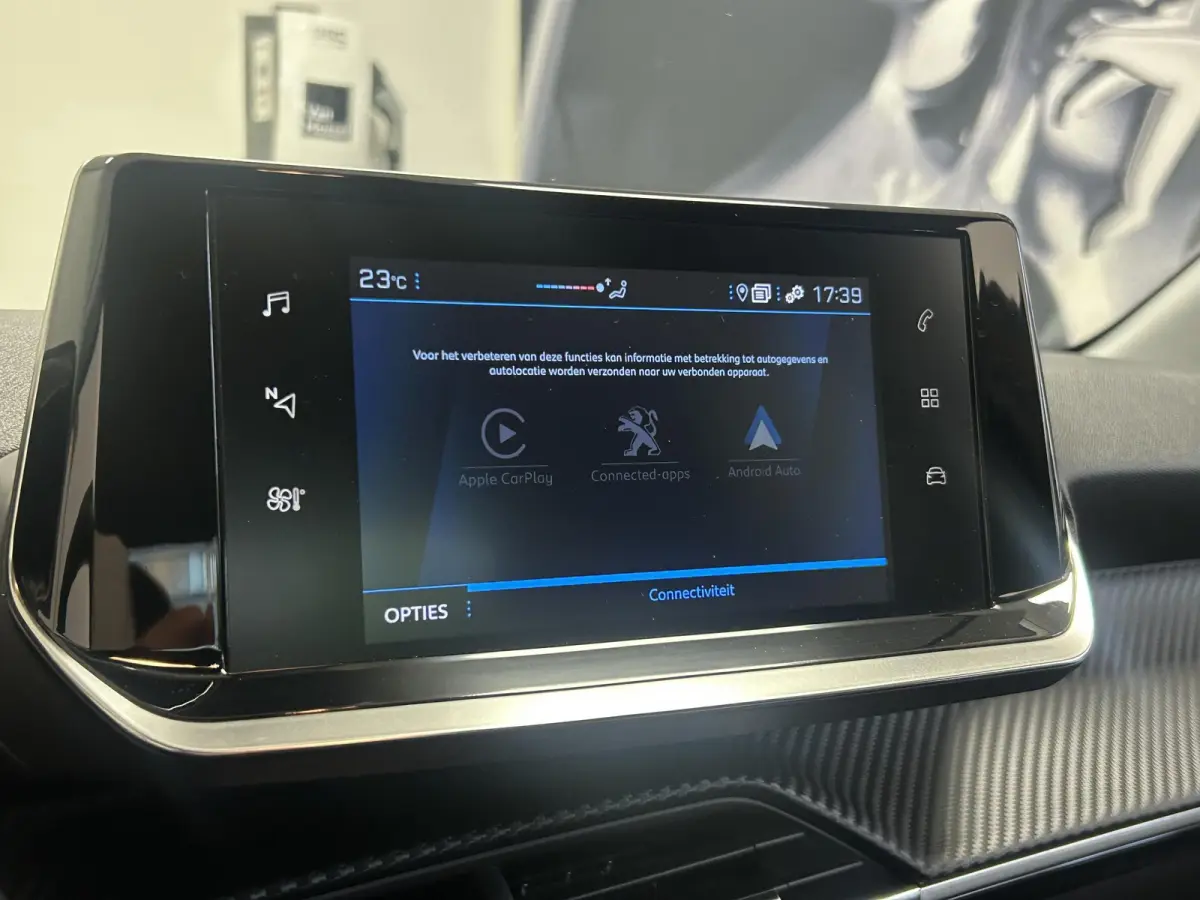 1.2 PureTech Active Pack | Navigatie | Parkeersensoren |  Apple Carplay/Android Auto