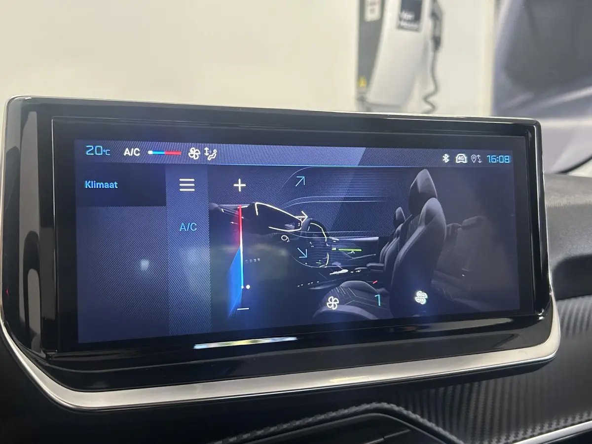 1.2 PureTech 75 Style | Navigatie | Parkeerhulp | Apple Carplay/Android Auto