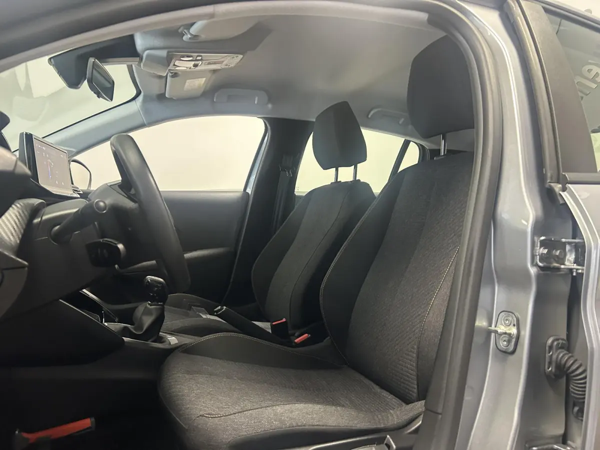 1.2 PureTech 75 Style | Navigatie | Parkeerhulp | Apple Carplay/Android Auto