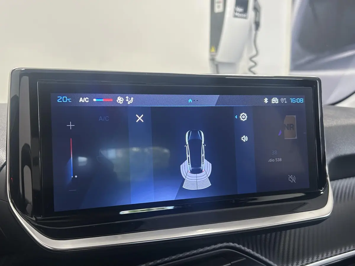 1.2 PureTech 75 Style | Navigatie | Parkeerhulp | Apple Carplay/Android Auto