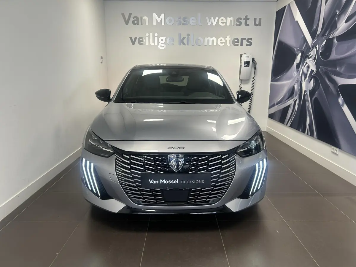 1.2 PureTech 100 GT | Panoramadak | Camera | Navigatie | Apple CarPlay/Android Auto