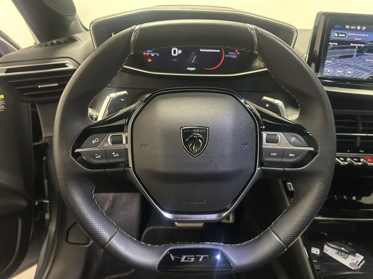 1.2 PureTech 100 GT | Panoramadak | Camera | Navigatie | Apple CarPlay/Android Auto