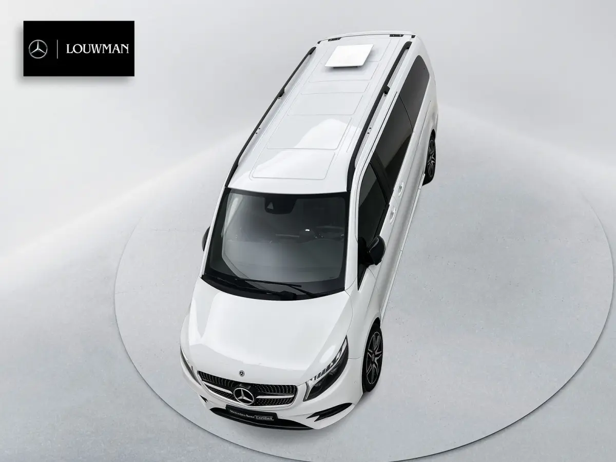 300d 4-MATIC Extra Lang Avantgarde VIP Edition Nappa leder Memory seats Koelkast Luchtvering Peronenvervoer
