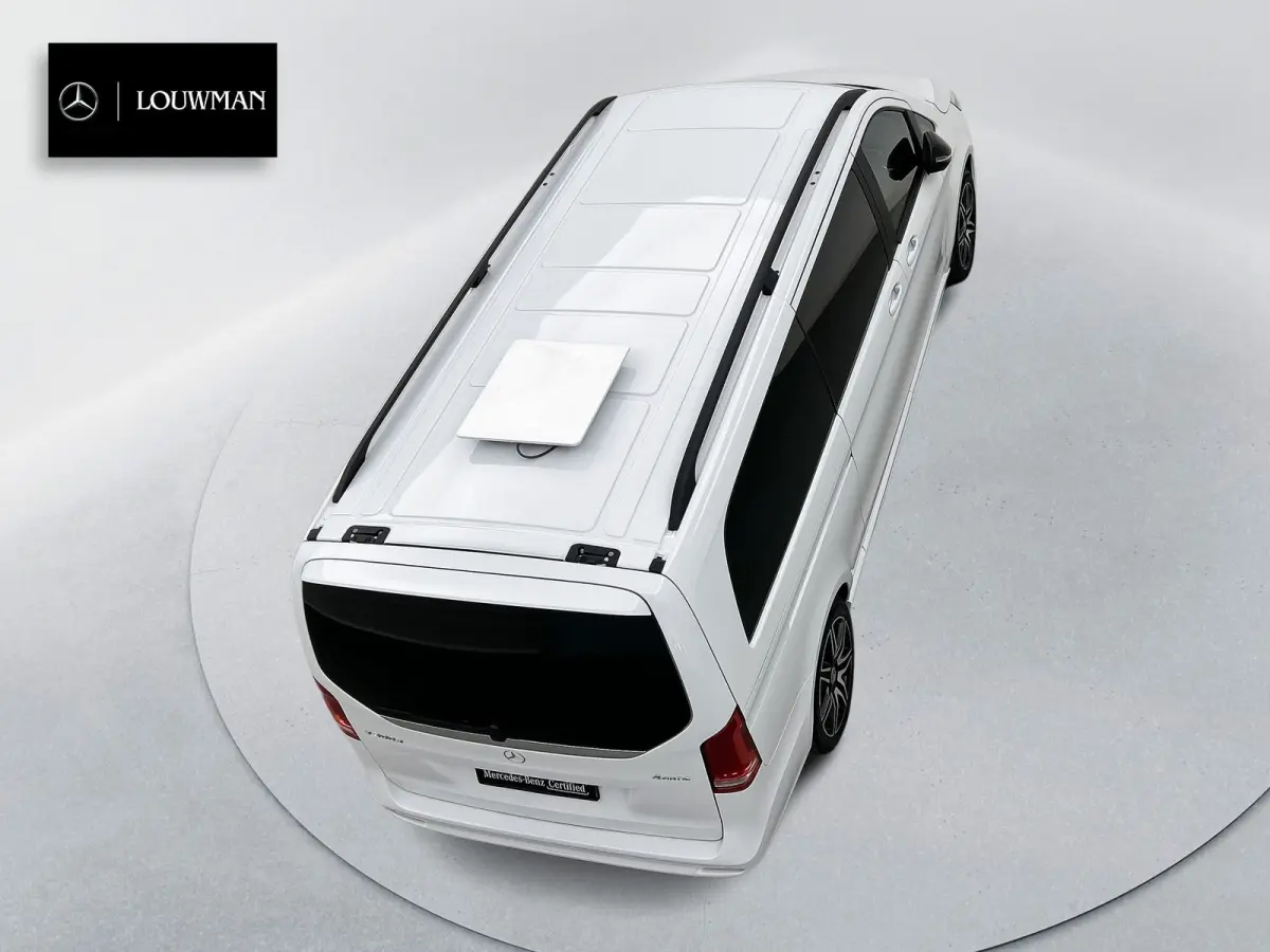 300d 4-MATIC Extra Lang Avantgarde VIP Edition Nappa leder Memory seats Koelkast Luchtvering Peronenvervoer