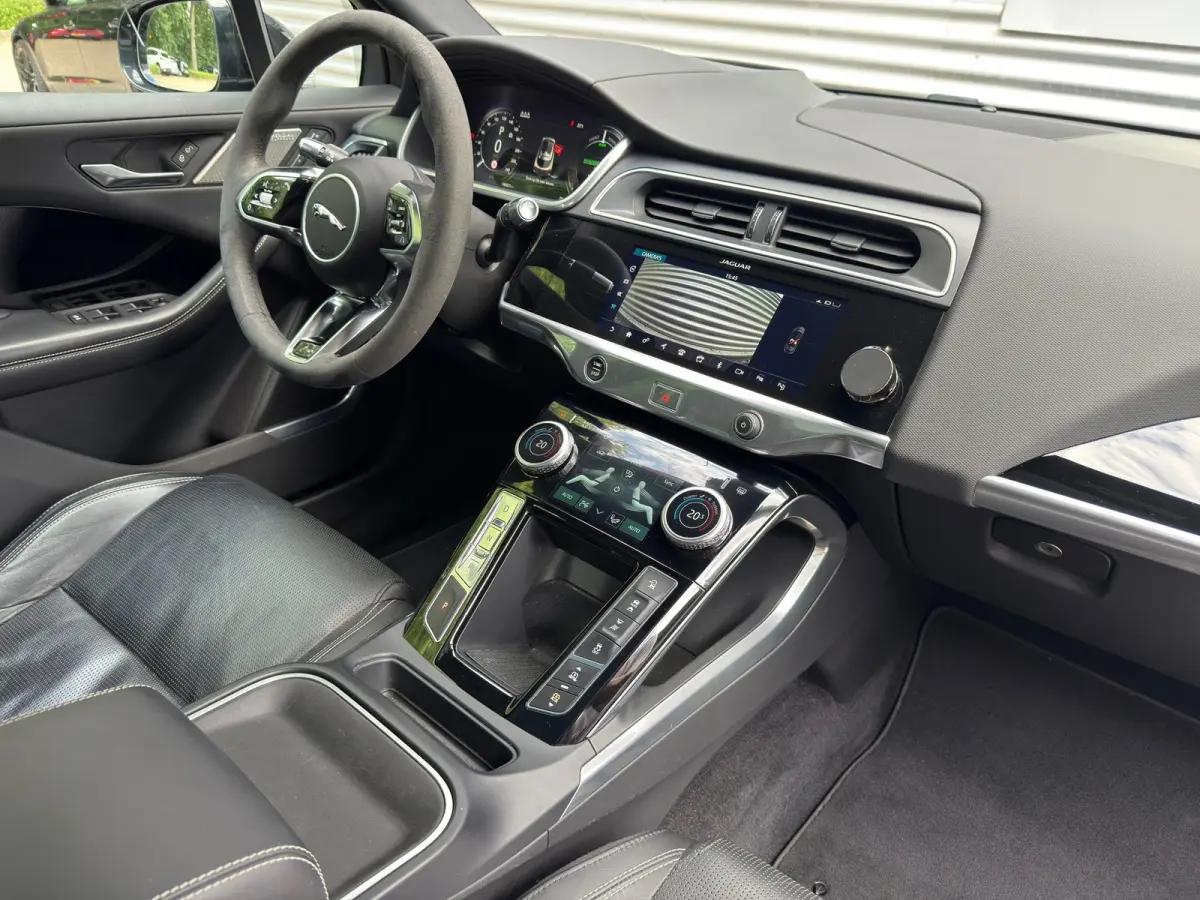 EV400 First Edition HSE 90 kWh l 84% SOH l Performance Stoelen l 22" velgen l Pano l Alcantara Stuur l Meridian