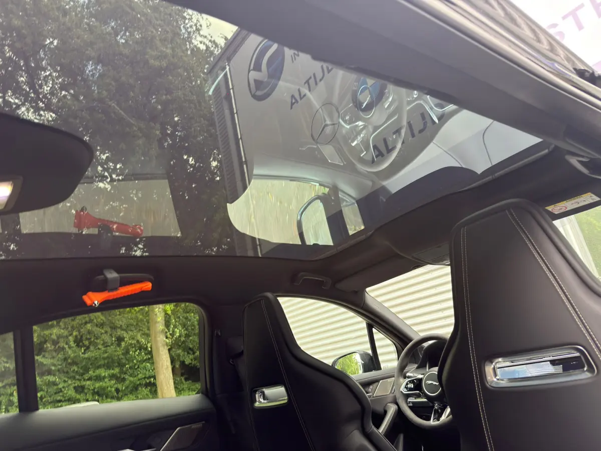 EV400 First Edition HSE 90 kWh l 84% SOH l Performance Stoelen l 22" velgen l Pano l Alcantara Stuur l Meridian