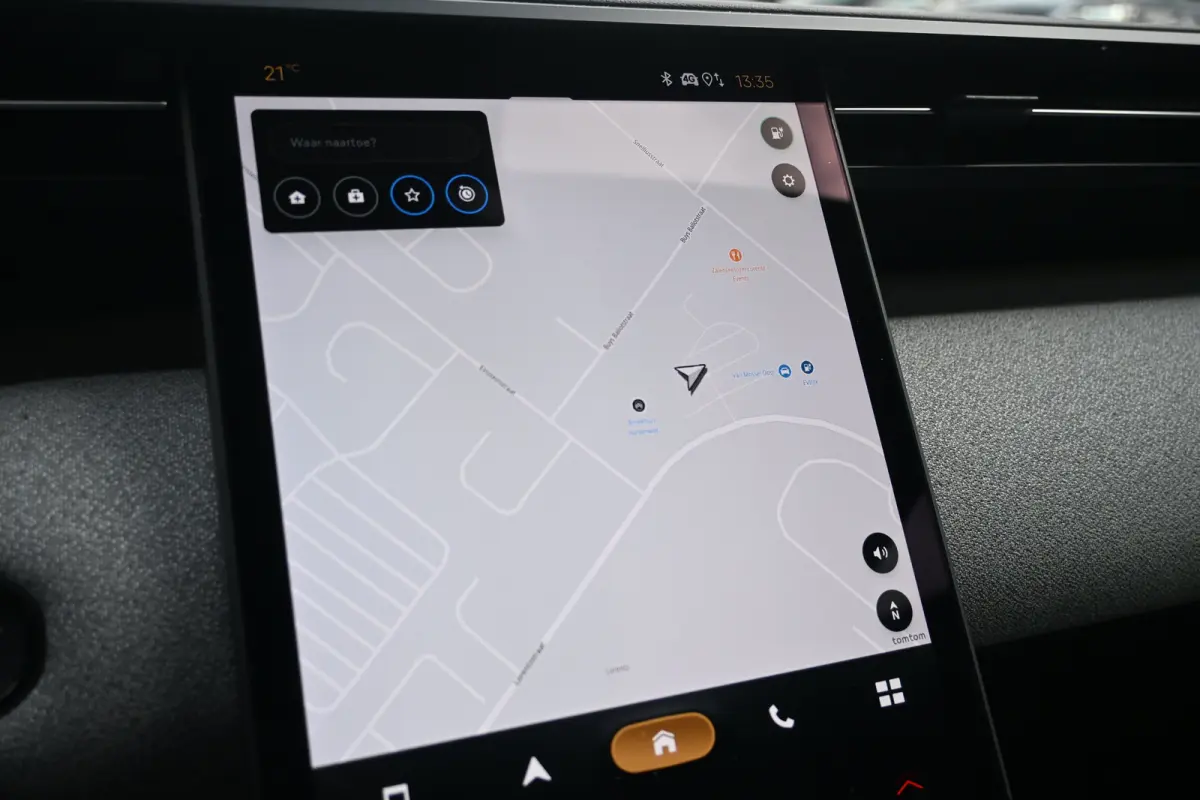 Max tot 8 Jaar Garantie ! | Achterbank in 40-20-40 configuratie neerklapbaar | Achterlichten LED | Adaptive cruisecontrol (Adaptive Cruise Control)